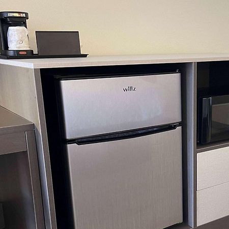 Ramada By Wyndham Harrisonburg Motel Екстериор снимка